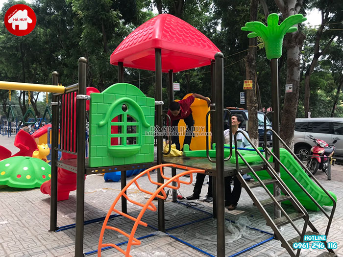 Lắp đặt thi công đồ chơi ngoài trời cho sân chơi của chung cư HH Linh Đàm - Hà Nội