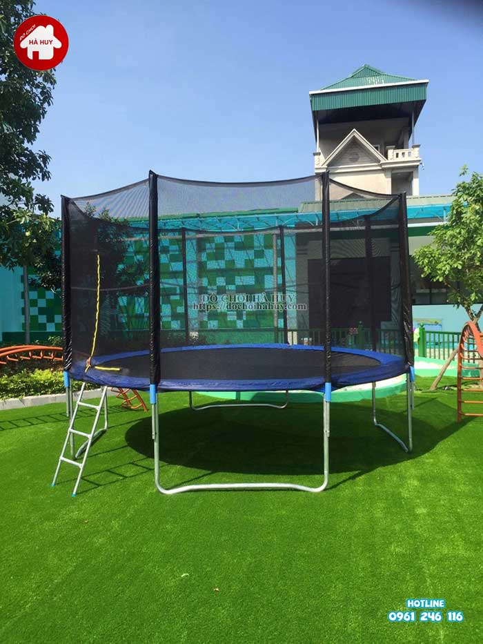 Thi công lắp đặt sân chơi ngoài trời cho khách hàng tại Nam Định