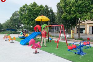 Xu hướng lắp đặt sân chơi trẻ em ngoài trời tại sân nhà văn hóa xã, phường